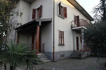 Arooms Πανσιόν Μπέργκαμο