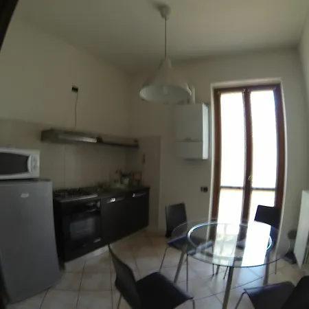 Arooms Πανσιόν Μπέργκαμο